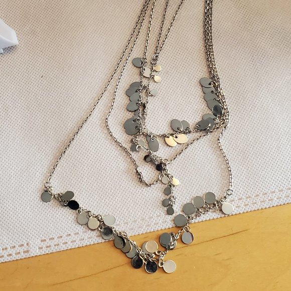 NY Silver Tone 18" Layered Disc Medallion Necklace - Picture 3 of 5